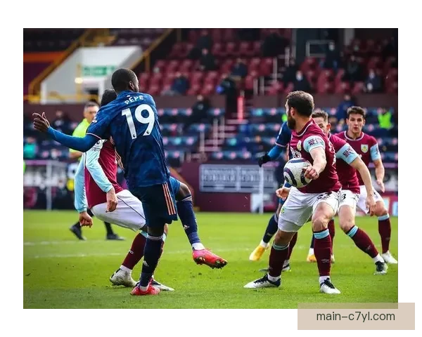 VAR复盘阿森纳森林手球点球