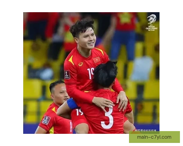 CCTV直播国少战日本冲世青