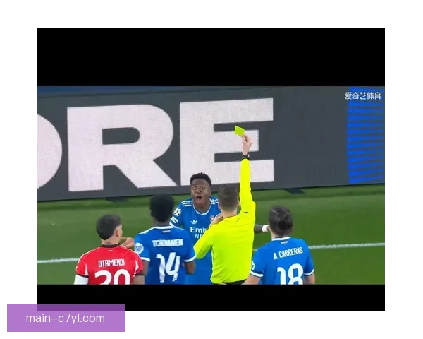 穆帅曝皇马三人免黄牌裁判内幕 穆帅曝皇马三人免黄牌裁判内幕